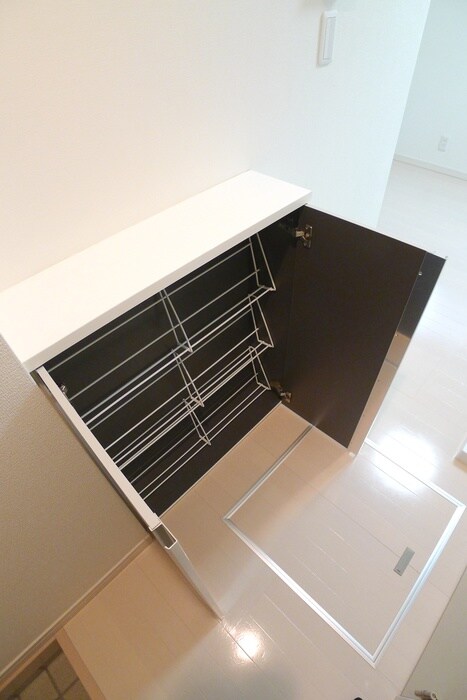 物件内観写真16　(靴箱)