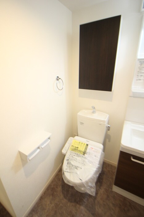 物件内観写真10　(トイレ)