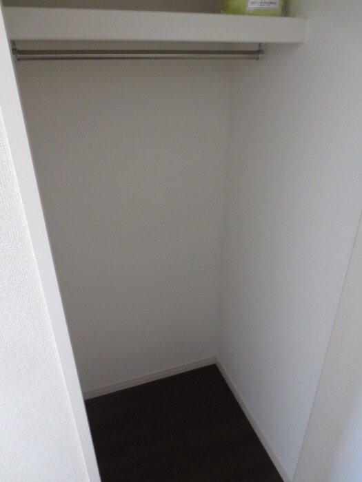 物件内観写真15　(収納)