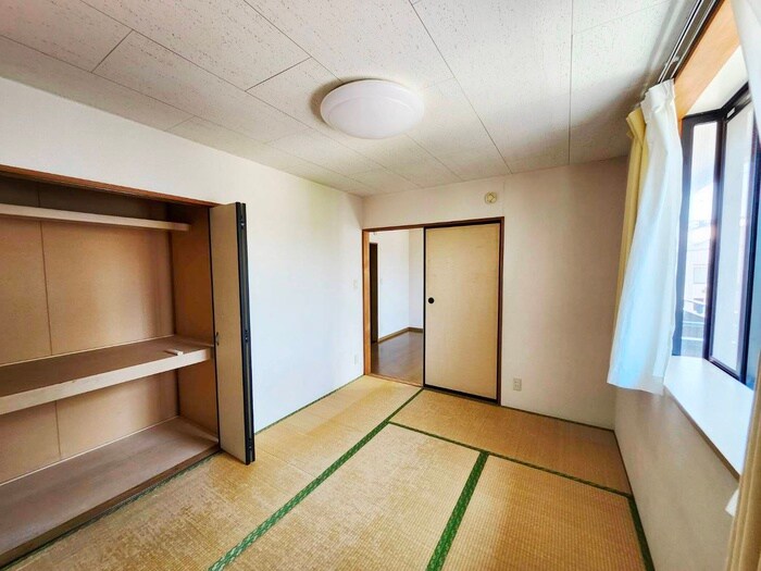 物件内観写真10　(居室)