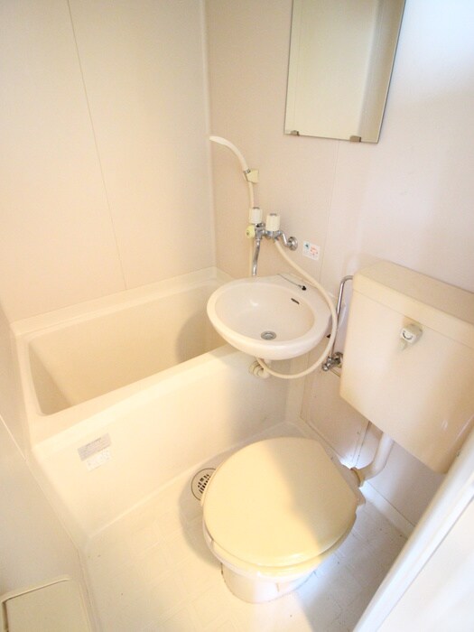 物件内観写真6　(トイレ)