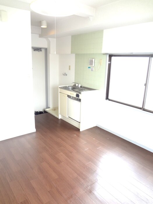 物件内観写真8　(居室)