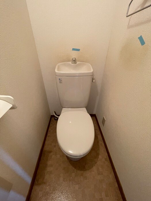 物件内観写真10　(トイレ)