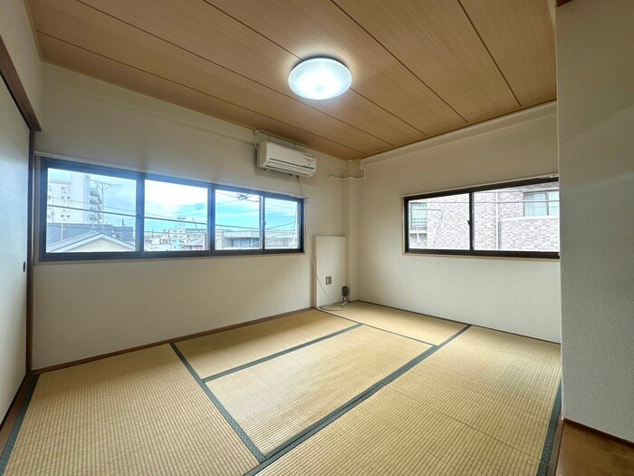 物件内観写真8　(居室)