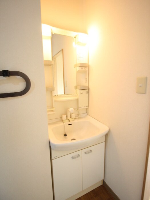 物件内観写真9　(洗面)