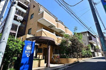 ﾗｲｵﾝｽﾞﾏﾝｼｮﾝ豪徳寺第3(213)外観写真