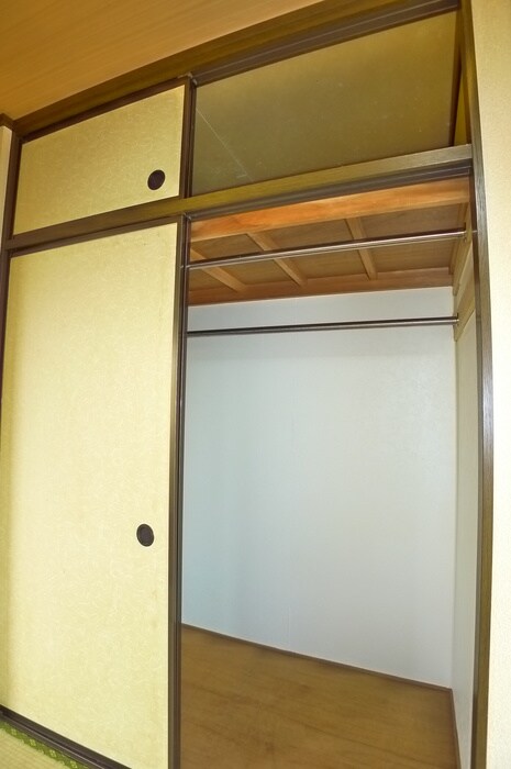 物件内観写真11　(収納)