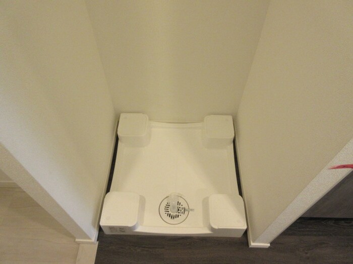 物件内観写真9　(洗濯機置場)