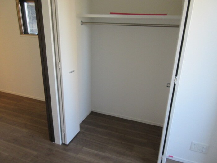 物件内観写真11　(収納)