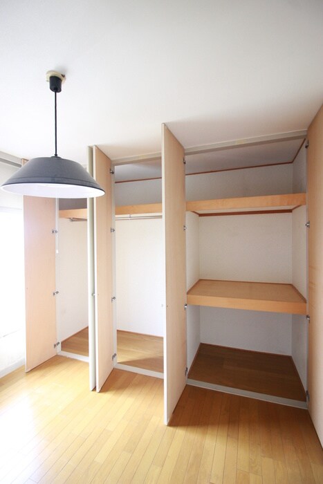 物件内観写真11　(収納)