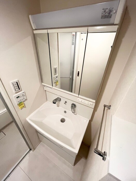 物件内観写真10　(洗面)