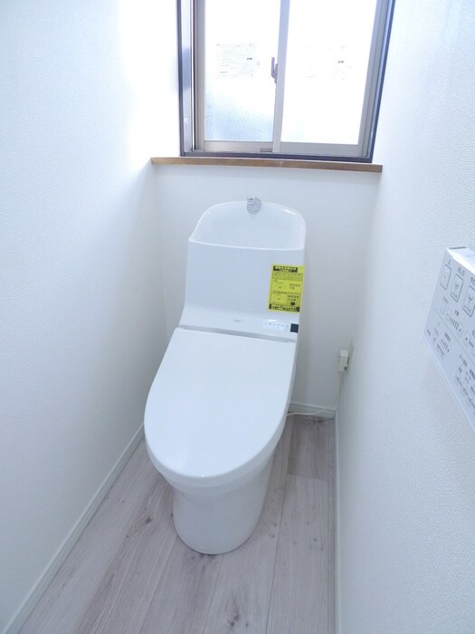 物件内観写真11　(トイレ)