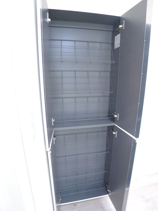 物件内観写真15　(靴箱)