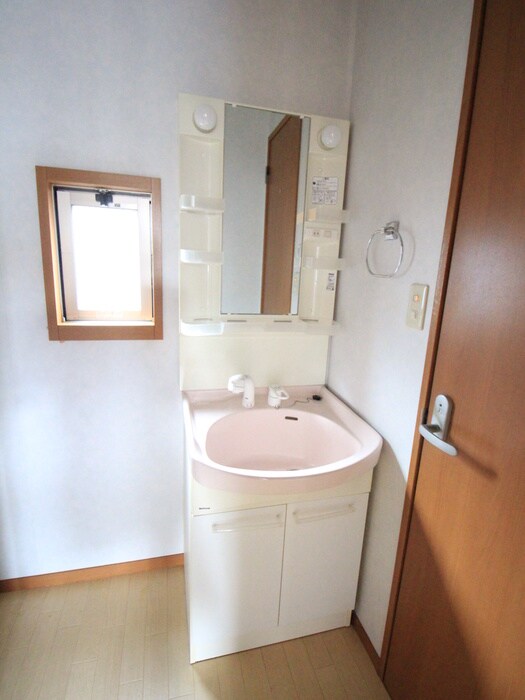 物件内観写真10　(洗面)