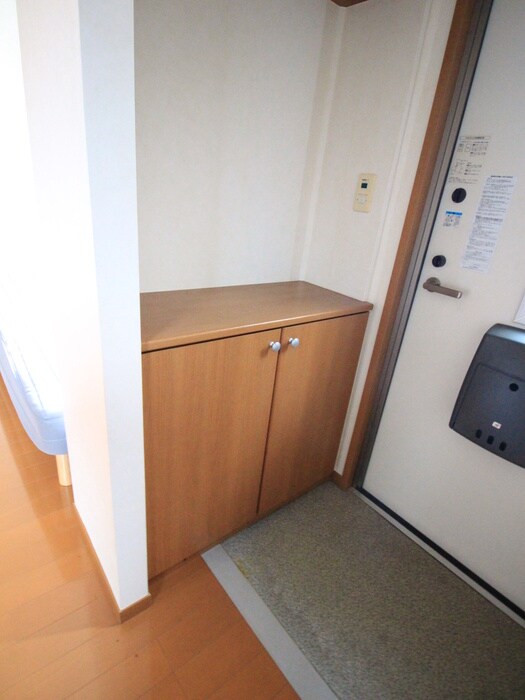 物件内観写真18　(靴箱)