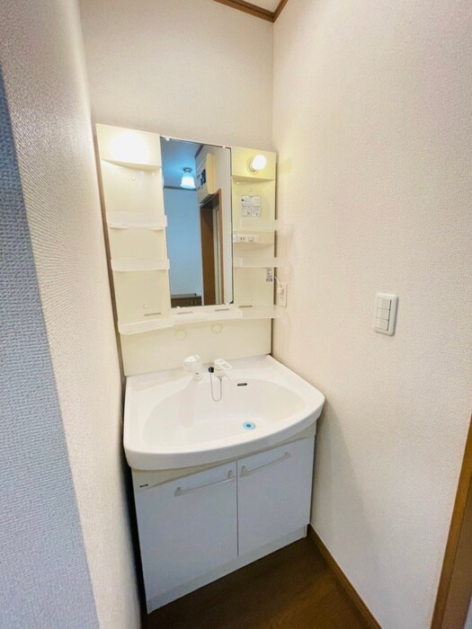 物件内観写真10　(洗面)