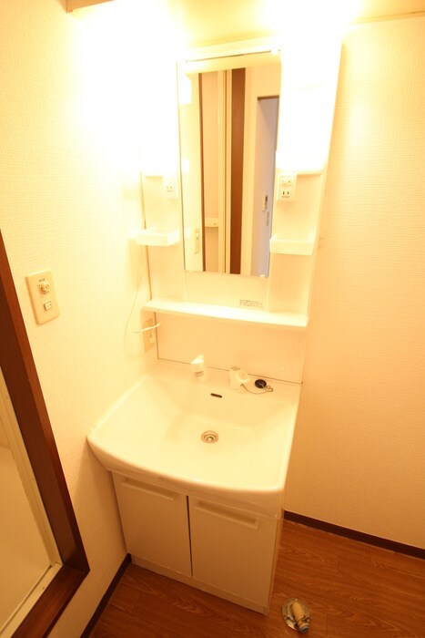 物件内観写真11　(洗面)