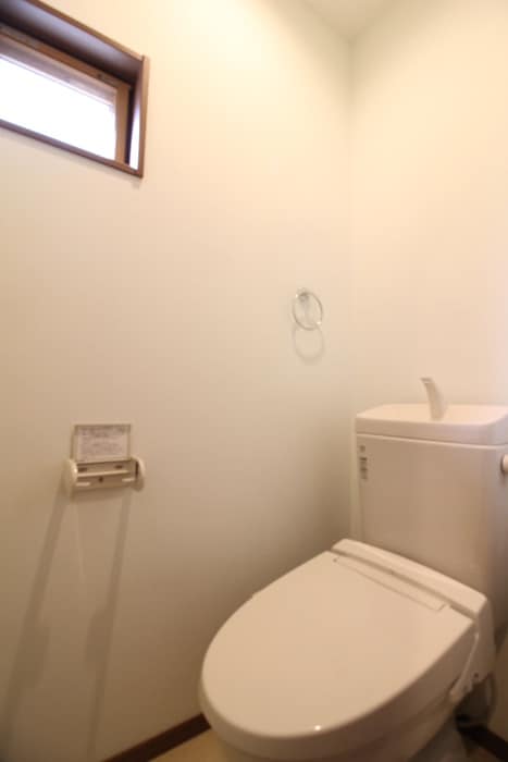 物件内観写真14　(トイレ)