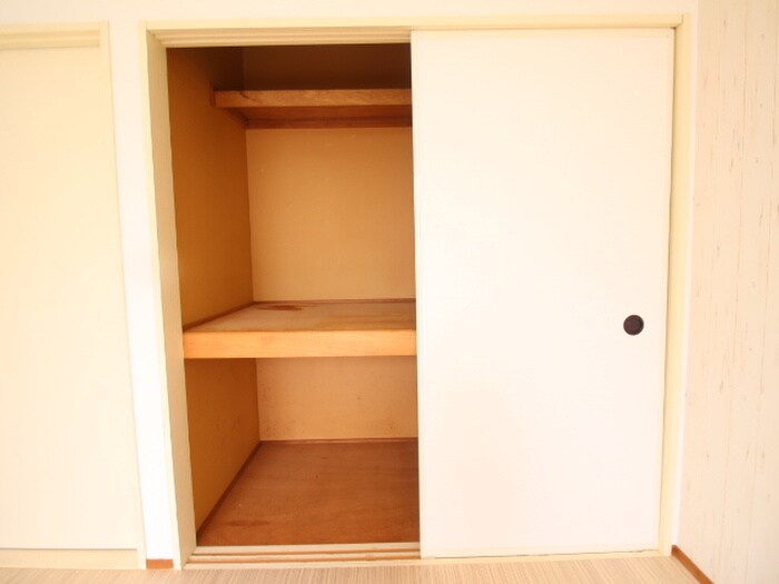 物件内観写真15　(収納)
