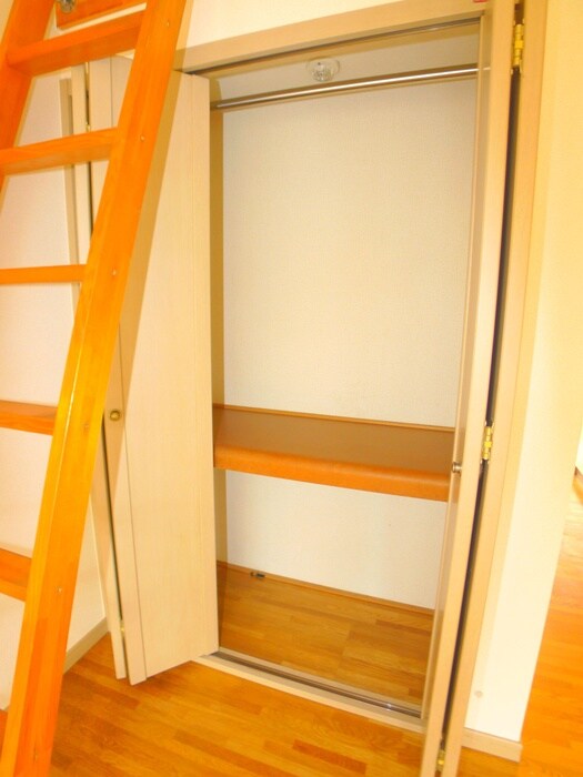 物件内観写真10　(収納)