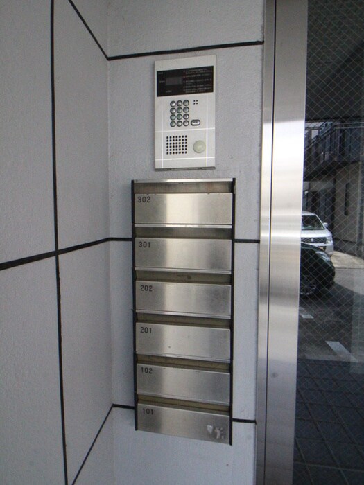 物件外観写真4　(建物設備)