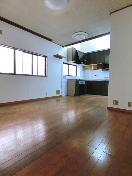 仮）三ケ島戸建の居室