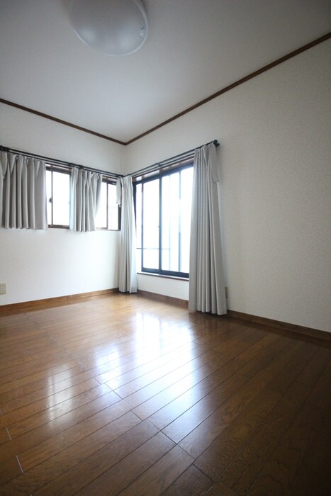 物件内観写真10　(居室)