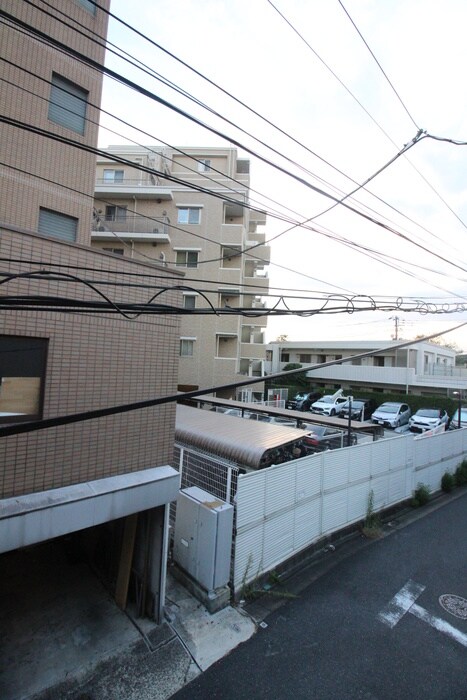 物件内観写真19　(室内からの展望)