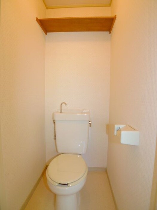 物件内観写真8　(トイレ)