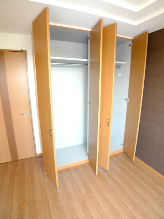 物件内観写真11　(収納)