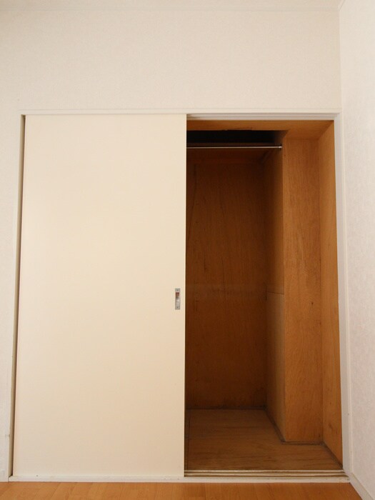 物件内観写真15　(収納)