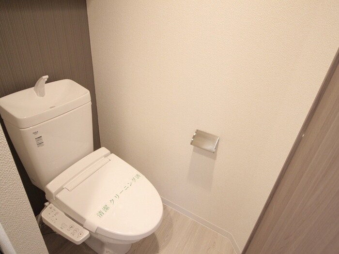 物件内観写真12　(トイレ)