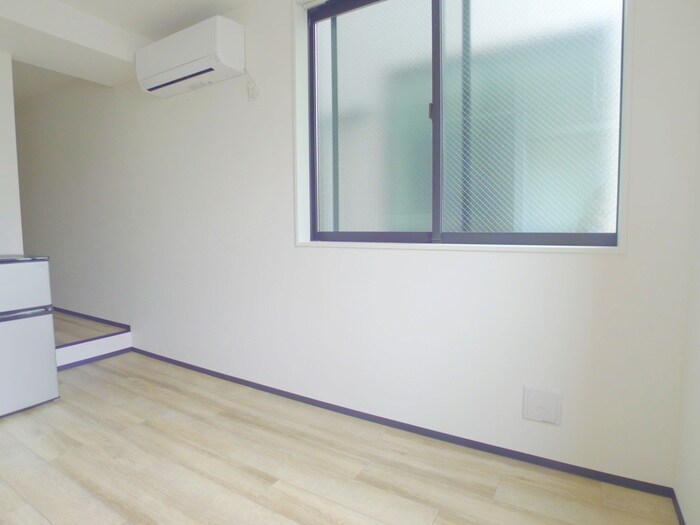 物件内観写真12　(居室)
