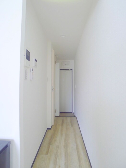 物件内観写真15　(廊下)