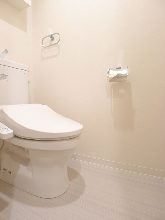 物件内観写真14　(トイレ)