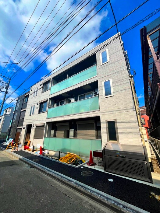 セレスティア西綾瀬の外観写真