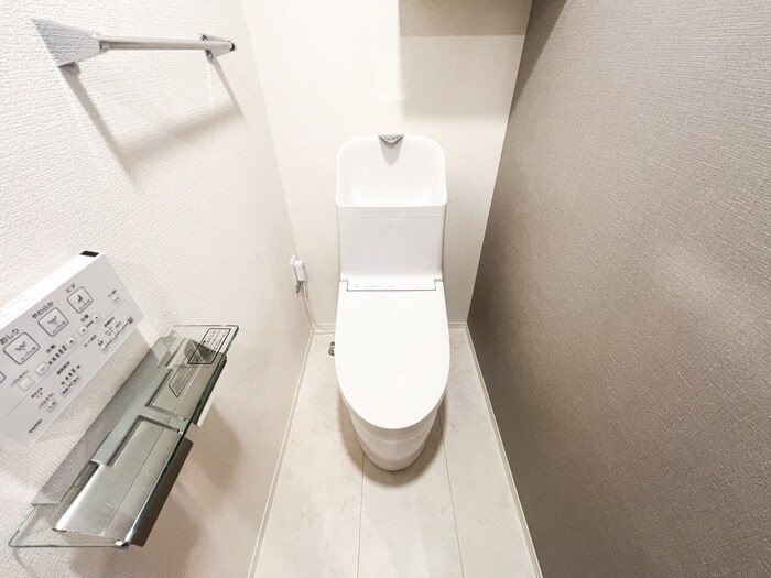 物件内観写真13　(トイレ)