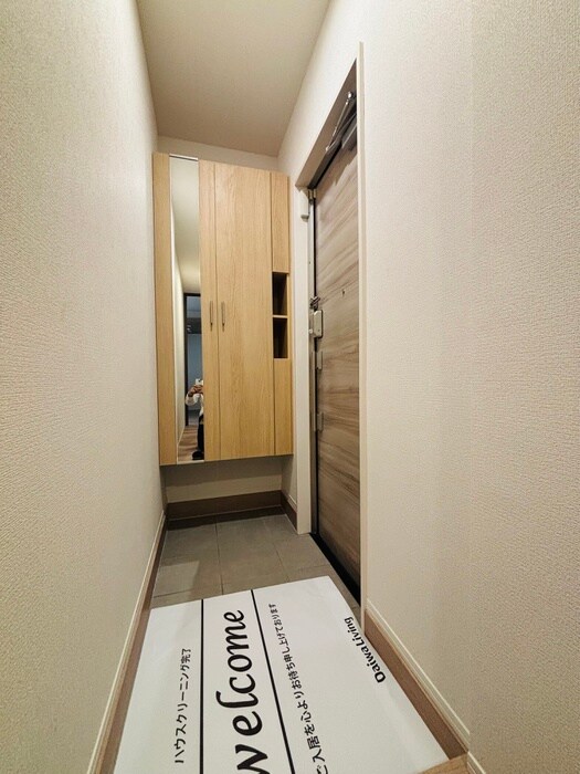 物件内観写真15　(玄関)