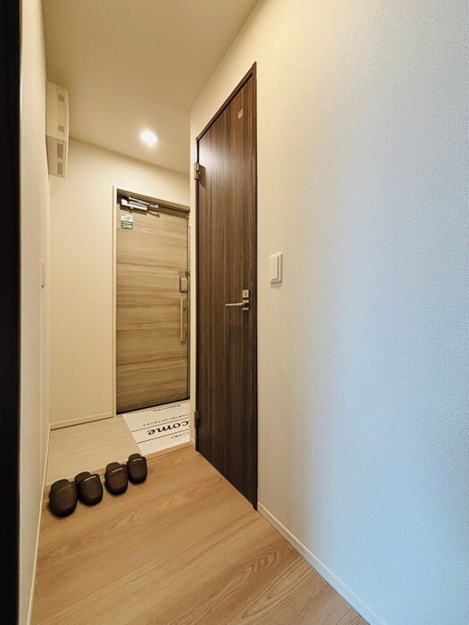 物件内観写真16　(廊下)