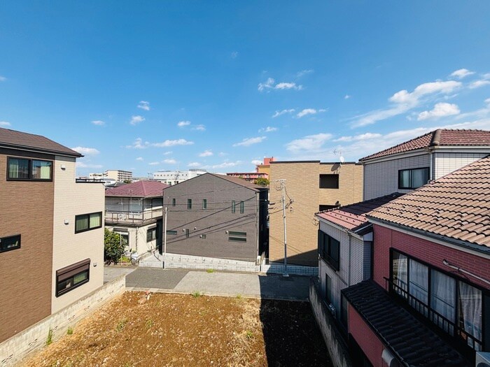 セレスティア西綾瀬の周辺環境