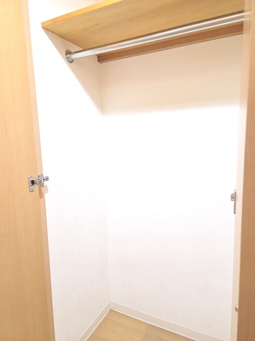 物件内観写真10　(収納)
