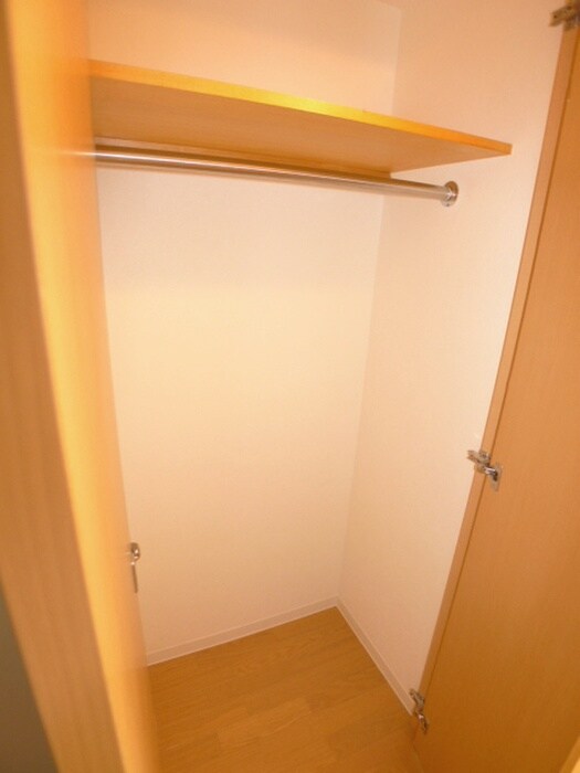 物件内観写真11　(収納)