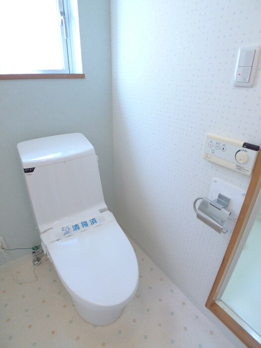 物件内観写真15　(トイレ)