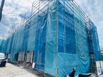 建築中