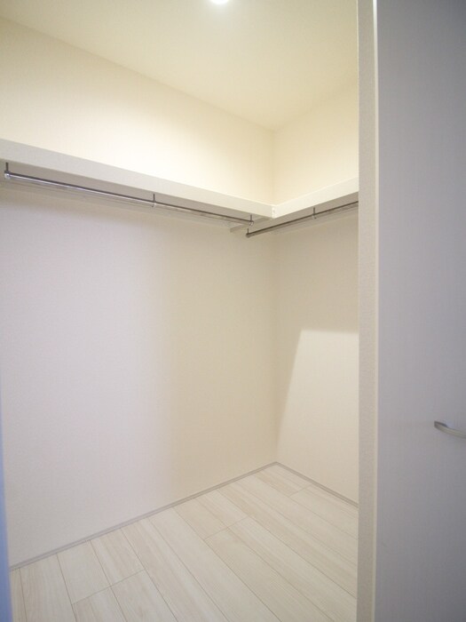 物件内観写真9　(収納)