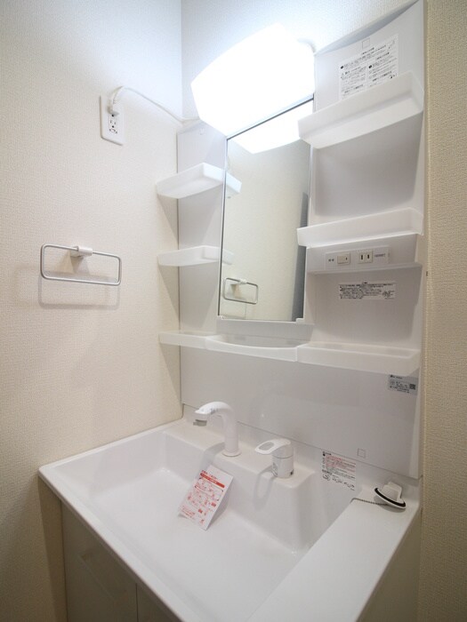 リーブルファイン葛飾西水元の洗面