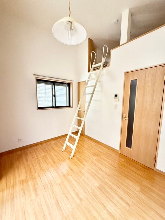 物件内観写真7　(居室)