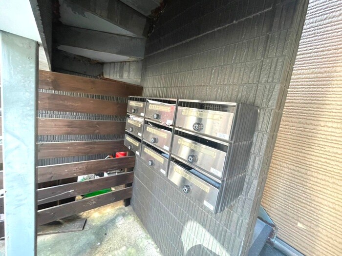 物件外観写真4　(建物設備)