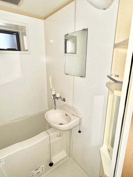 物件内観写真18　(洗面)