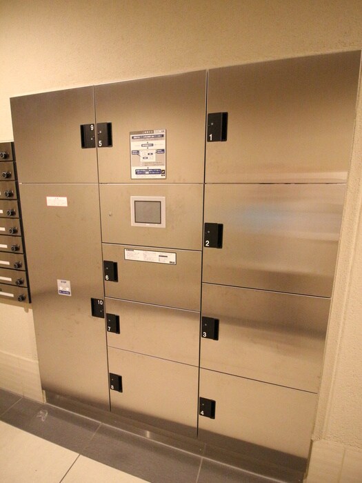 物件外観写真4　(建物設備)